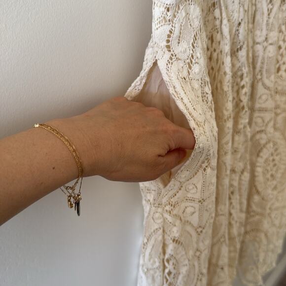 Burberry London RTW Short Sleeve Lace Cotton Silk Dress Ivory Size 4 - Picture 4 of 10